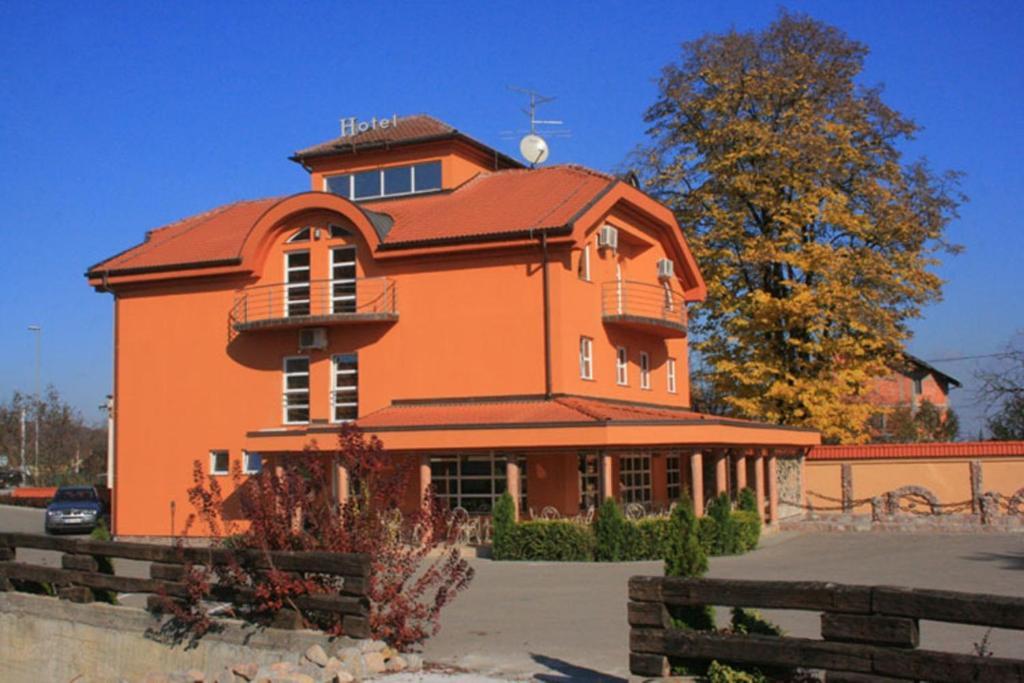 Pasha Garni Hotel Laktaši المظهر الخارجي الصورة