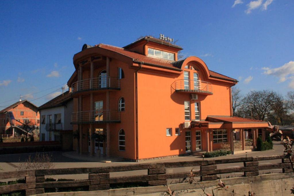 Pasha Garni Hotel Laktaši المظهر الخارجي الصورة